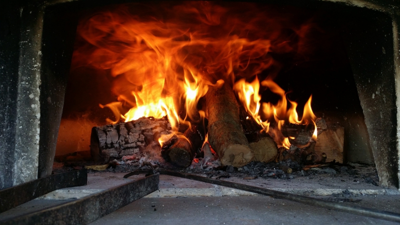 pizzeria-MOULINET-min_wood-fired-oven-1960099